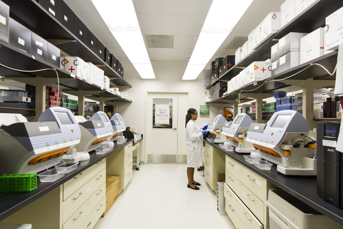 NAD+ and mitochondrial peptide research laboratory — AQRO Research Macon